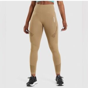 ✨SOLD✨ GYMSHARK NWOT Seamless Neutral Tan High Rise 27” Leggings Size XL